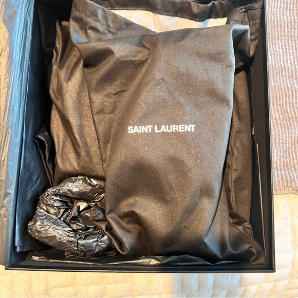 Saint Laurent Leather Boot in Cuoio. Size 37 EU - Picture 11 of 15